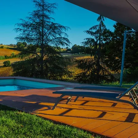Chalet Con Piscina 